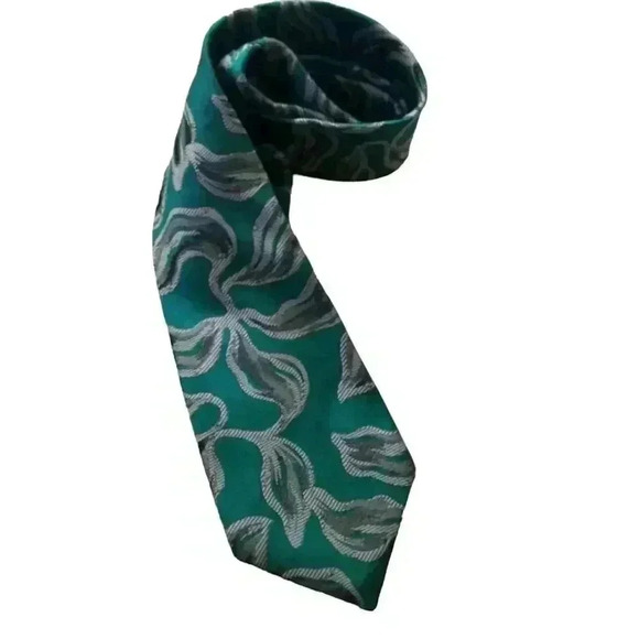 FendiĀ SilkāMesāTie - Picture 8 of 15